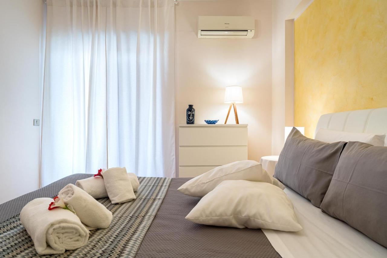 Loft Angolo Sul Mare Letojanni Esterno foto