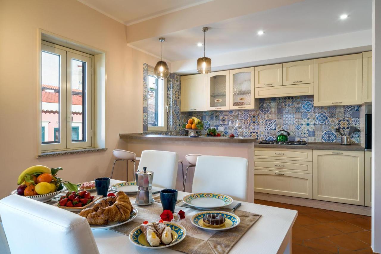 Loft Angolo Sul Mare Letojanni Esterno foto