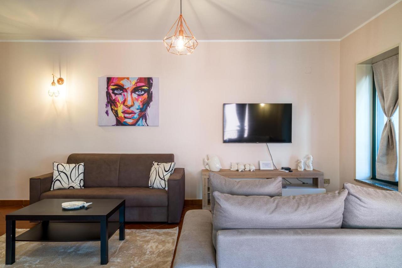 Loft Angolo Sul Mare Letojanni Esterno foto