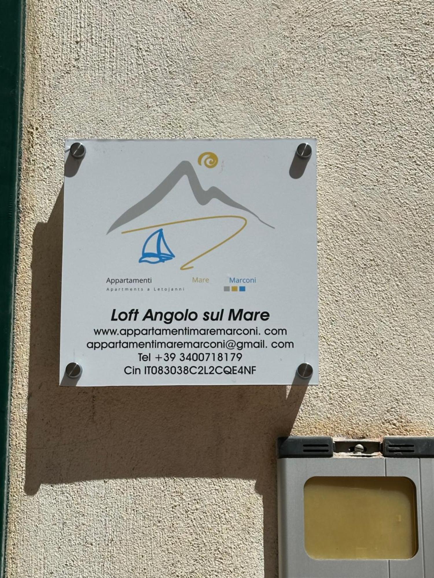 Loft Angolo Sul Mare Letojanni Esterno foto